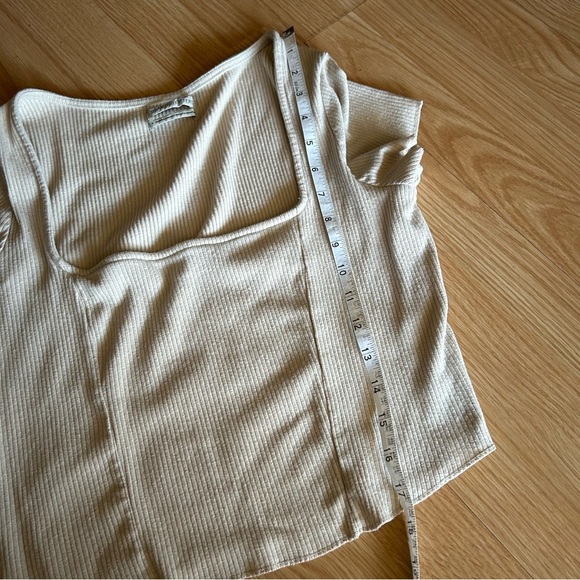 Urban Outfitters Light Ribbed Crop Top Large - Picture 5 of 6
